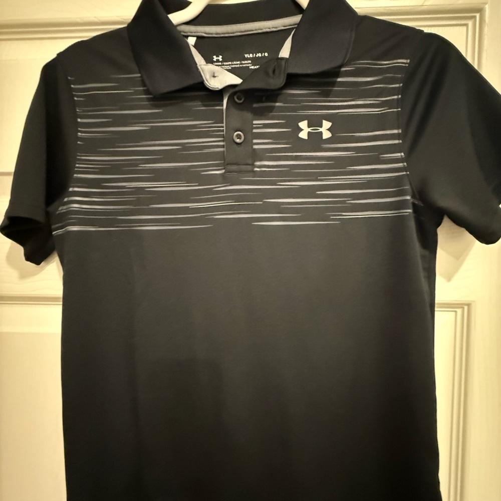 Under Armour boy’s large Black and Gray Polo
